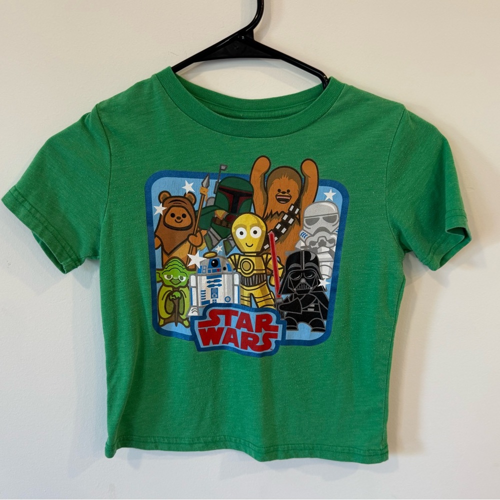 Star Wars Kids Graphic T-Shirt Size 5T Yoda Darth Vader R2-D2 Chewbacca